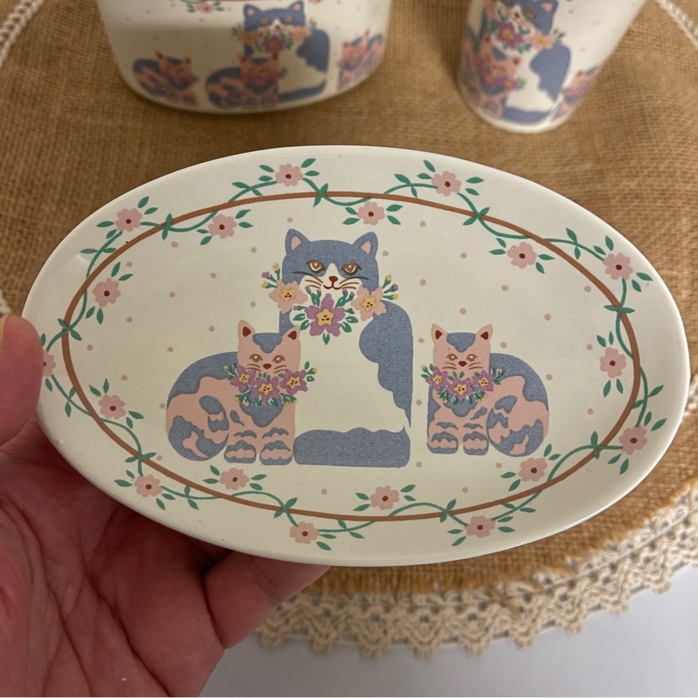 NWT vintage Japan 3pcs porcelain toothbrush holder /tumbler /loap dish gift set - Picture 2 of 11